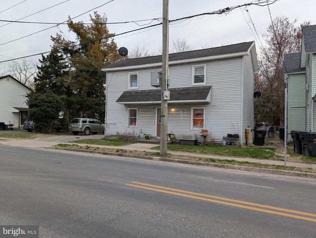 605 W SUNSET AVE, Greensboro, MD 21639