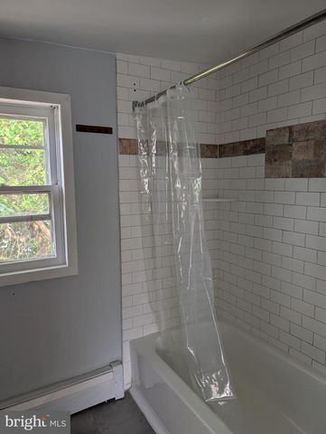 605 W SUNSET AVE, Greensboro, MD 21639