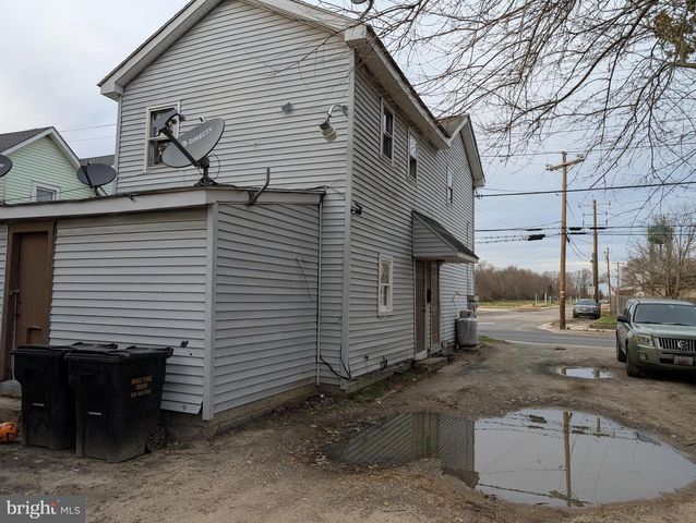 605 W SUNSET AVE, Greensboro, MD 21639