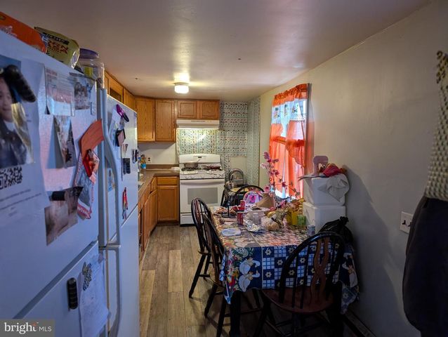 605 W SUNSET AVE, Greensboro, MD 21639