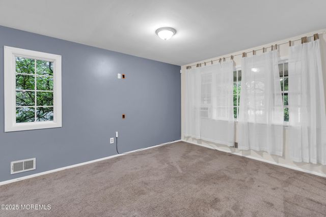 150 Susan Drive, Jackson, NJ 08527