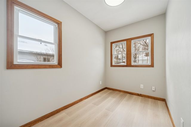 1207 W Michigan Avenue, Jackson, MI 49202