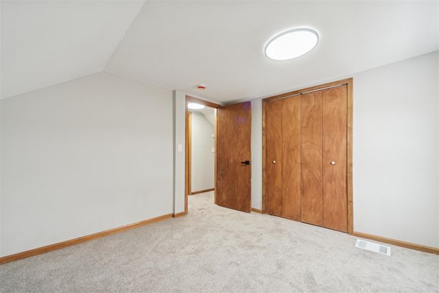 1207 W Michigan Avenue, Jackson, MI 49202