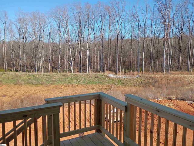 105 Spring Knoll Way, Fountain Inn, SC 29644