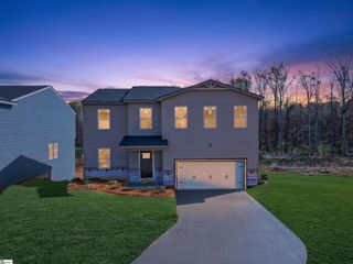 105 Spring Knoll Way, Fountain Inn, SC 29644