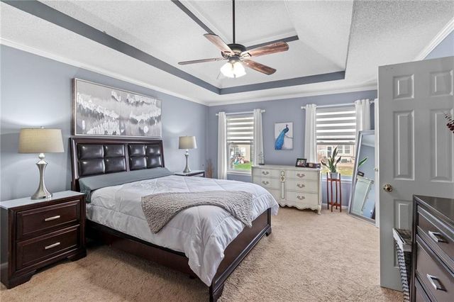 1316 SE 12th Terrace, Lee's Summit, MO 64081