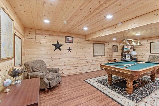 1316 SE 12th Terrace, Lee's Summit, MO 64081