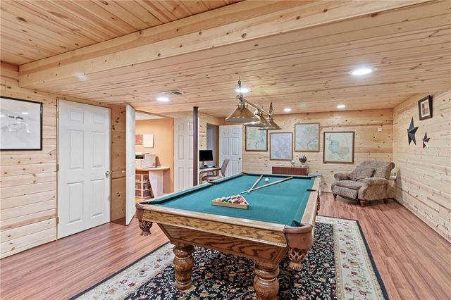 1316 SE 12th Terrace, Lee's Summit, MO 64081