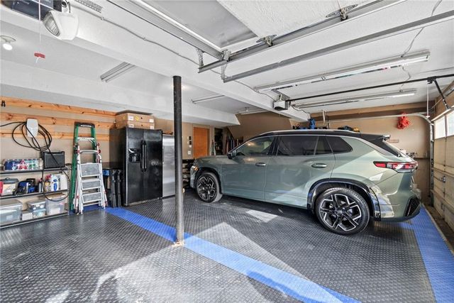 1316 SE 12th Terrace, Lee's Summit, MO 64081