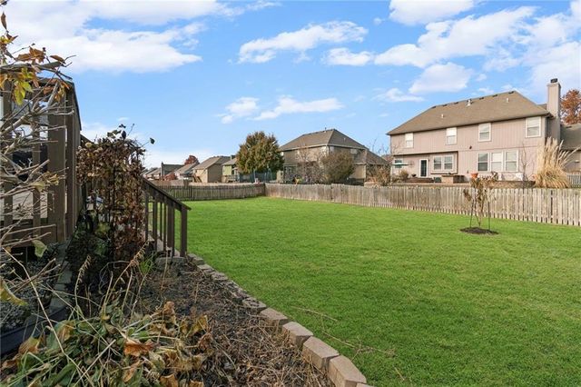 1316 SE 12th Terrace, Lee's Summit, MO 64081