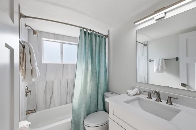 7100 GULF DRIVE 112, Holmes Beach, FL 34217