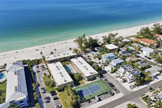 7100 GULF DRIVE 112, Holmes Beach, FL 34217