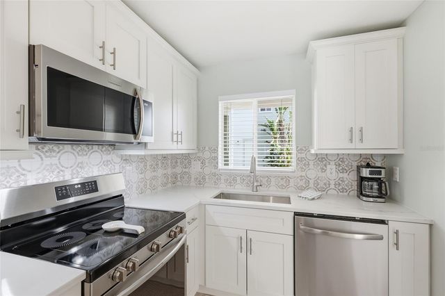 7100 GULF DRIVE 112, Holmes Beach, FL 34217