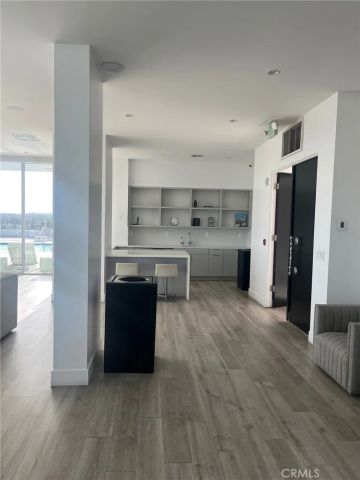 1100 Alta Loma, West Hollywood, CA 90069