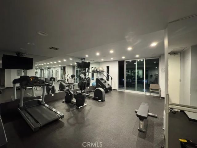 1100 Alta Loma, West Hollywood, CA 90069