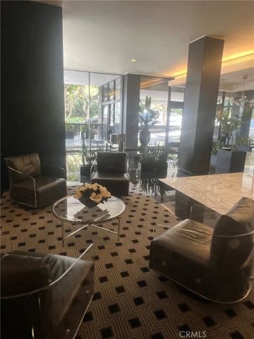 1100 Alta Loma, West Hollywood, CA 90069