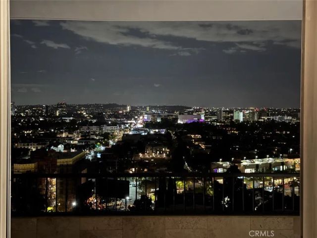 1100 Alta Loma, West Hollywood, CA 90069