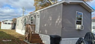 8 Mayflower Ave 1, Taunton, MA 02780