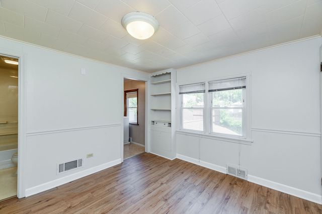 716 Walnut Street 2, Lemont, IL 60439
