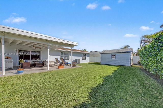 9412 SW 184th Ter, Cutler Bay, FL 33157