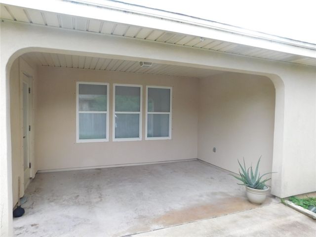 3201 Nacogdoches Dr, Corpus Christi, TX 78414