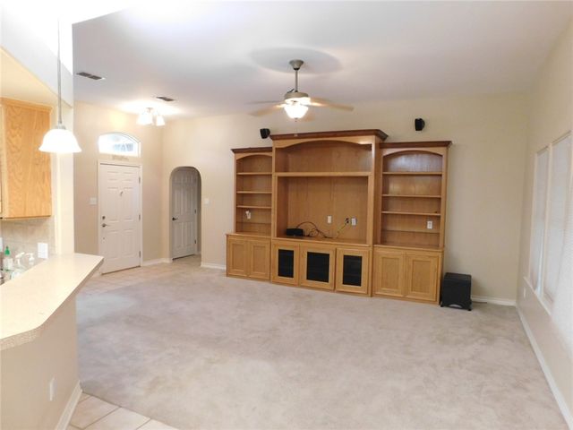 3201 Nacogdoches Dr, Corpus Christi, TX 78414
