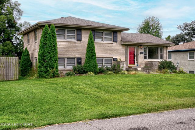 6018 Bay Pine Dr, Louisville, KY 40219