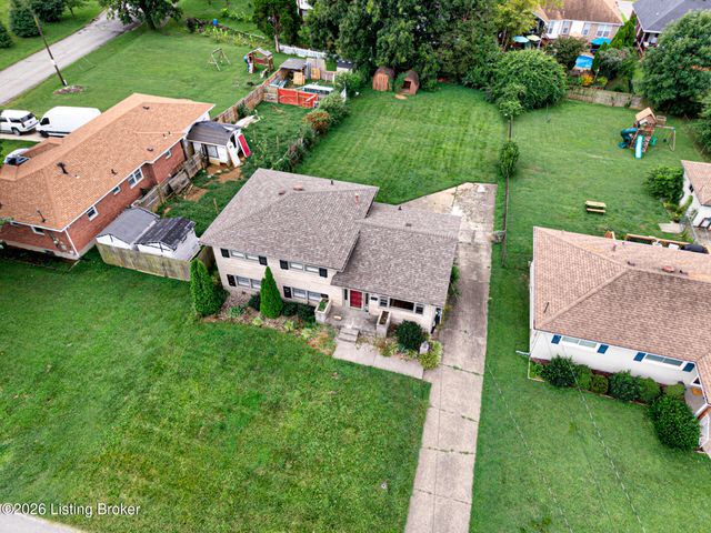 6018 Bay Pine Dr, Louisville, KY 40219