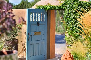 576 Camino Del Monte Sol, Santa Fe, NM 87505