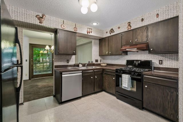 8791 Basswood Road, Eden Prairie, MN 55344