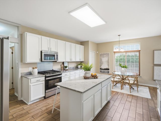 5900 Villa France Avenue, Ann Arbor, MI 48103