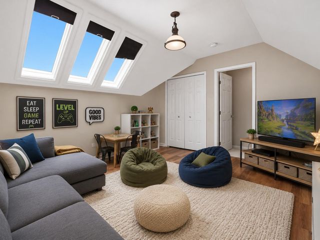 5900 Villa France Avenue, Ann Arbor, MI 48103