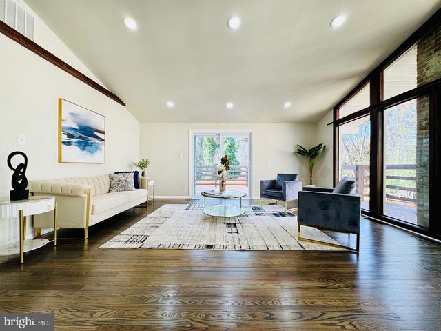 13205 LENFANT DR, Fort Washington, MD 20744