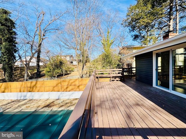 13205 LENFANT DR, Fort Washington, MD 20744