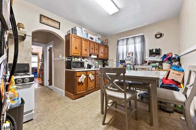 284 N 12Th St, Newark City, NJ 07107