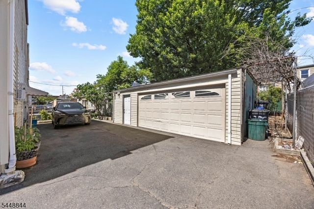 284 N 12Th St, Newark City, NJ 07107