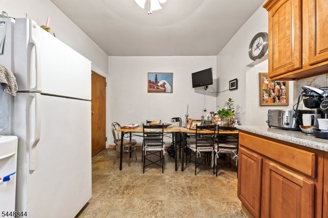 284 N 12Th St, Newark City, NJ 07107