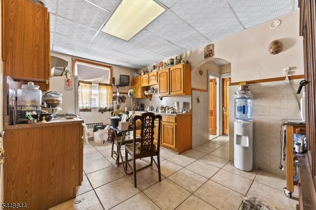 284 N 12Th St, Newark City, NJ 07107