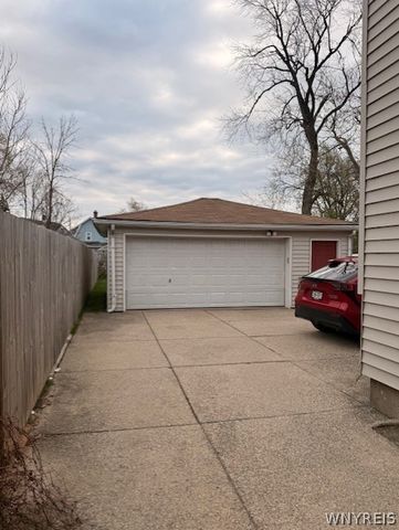 203 Highland Avenue, Tonawanda, NY 14150