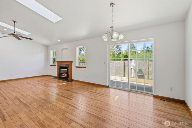 2511 N 30th Street, Mount Vernon, WA 98273