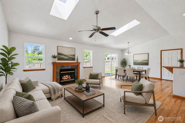2511 N 30th Street, Mount Vernon, WA 98273