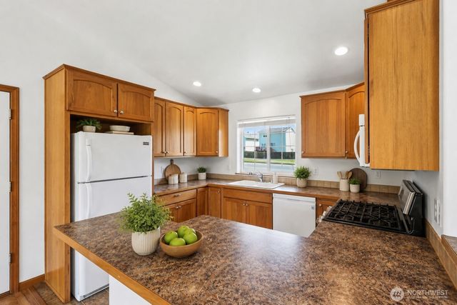 2511 N 30th Street, Mount Vernon, WA 98273