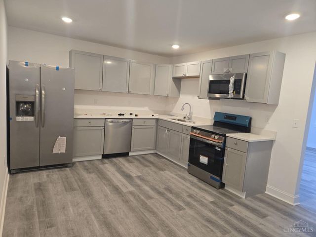 2818 Shartle Street, Middletown, OH 45042