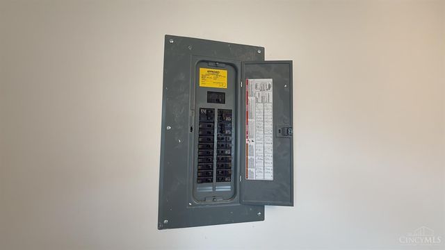 2818 Shartle Street, Middletown, OH 45042