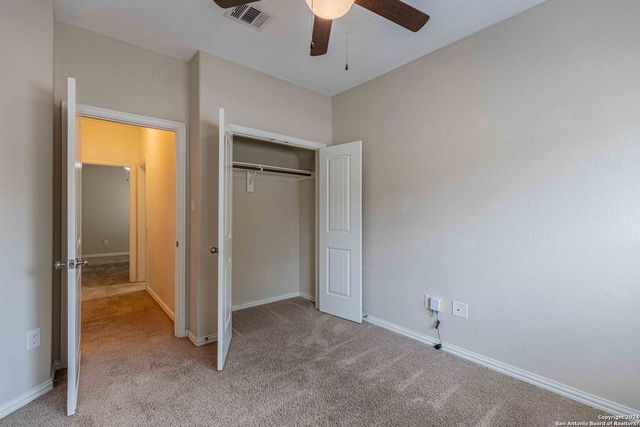 9122 vondel, Converse, TX 78109