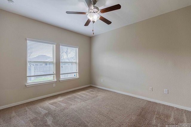 9122 vondel, Converse, TX 78109