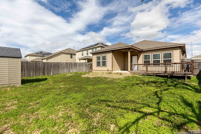 9122 vondel, Converse, TX 78109