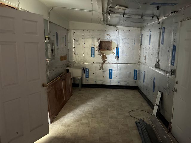 1015 N 5th Street, Niles, MI 49120