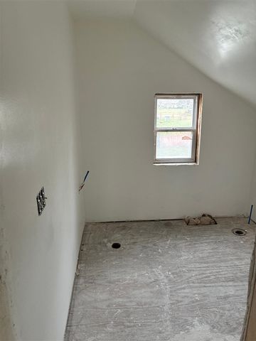 1015 N 5th Street, Niles, MI 49120