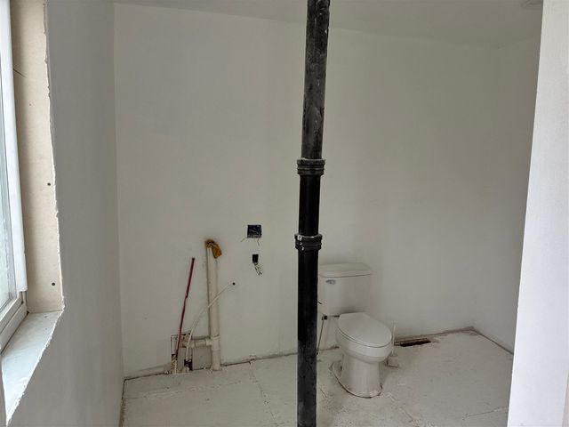 1015 N 5th Street, Niles, MI 49120